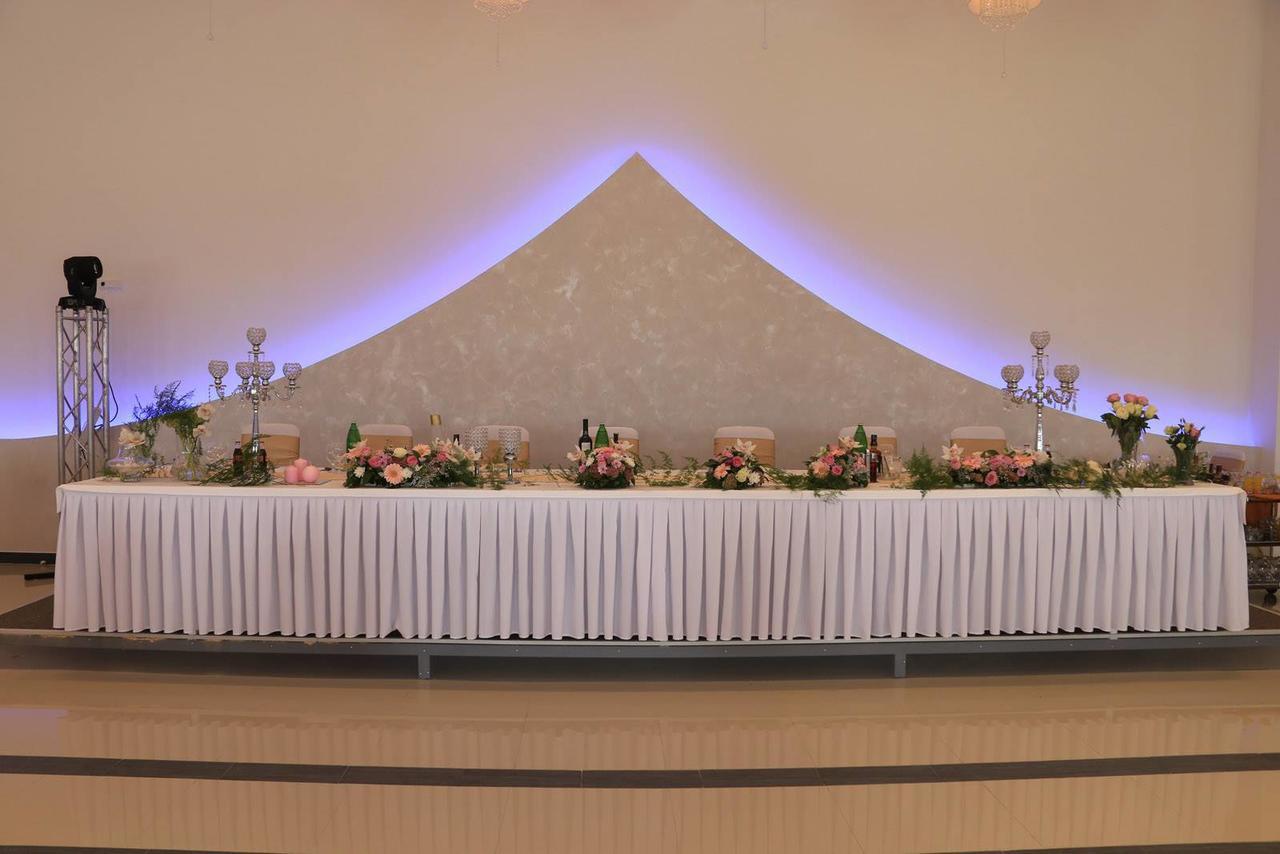 Hotel Crystal Pecinci Zewnętrze zdjęcie